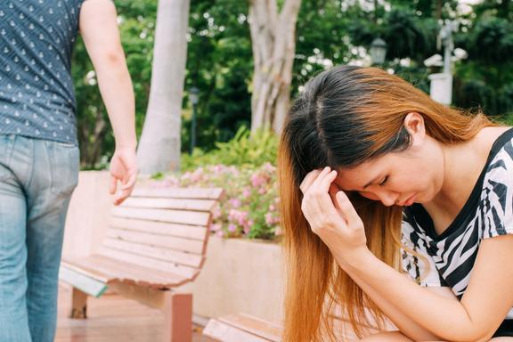 出轨女人的心里怎么想的_出轨女人会后悔吗_一个出轨的女人